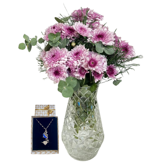 Gece Işığındaki Pembe 