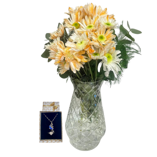 Ay Işığındaki Kasımpatı 