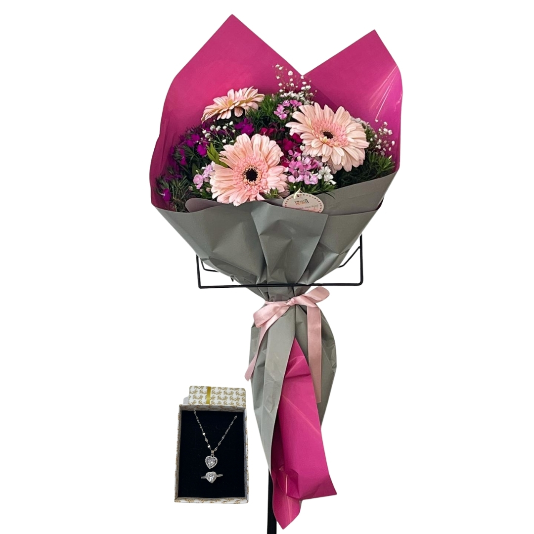 Pembe Gerbera Pandorası