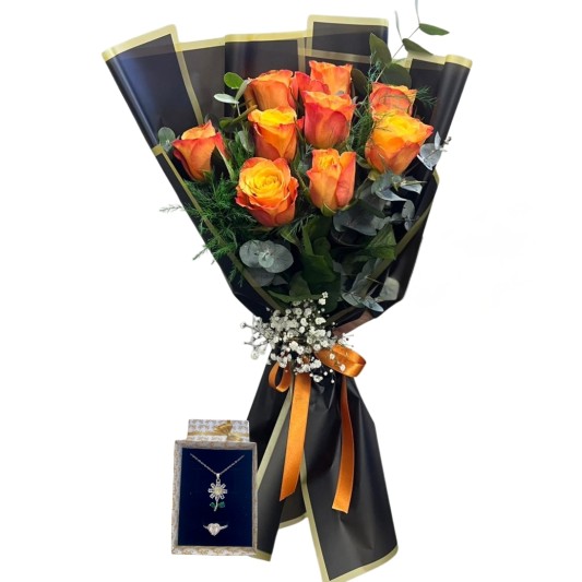 Turuncu Güllerin Papatyalı Pandorası