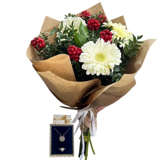 Yılbaşı Çiçek Kombini 