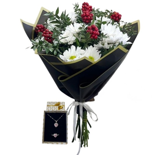 Pandora Parıltısıyla Yeni Yıl