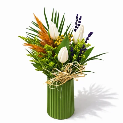 Yeşil Vazoda Beyaz Lale Zarafeti