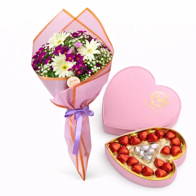 Pembe Kalpte Zarif Dokunuş